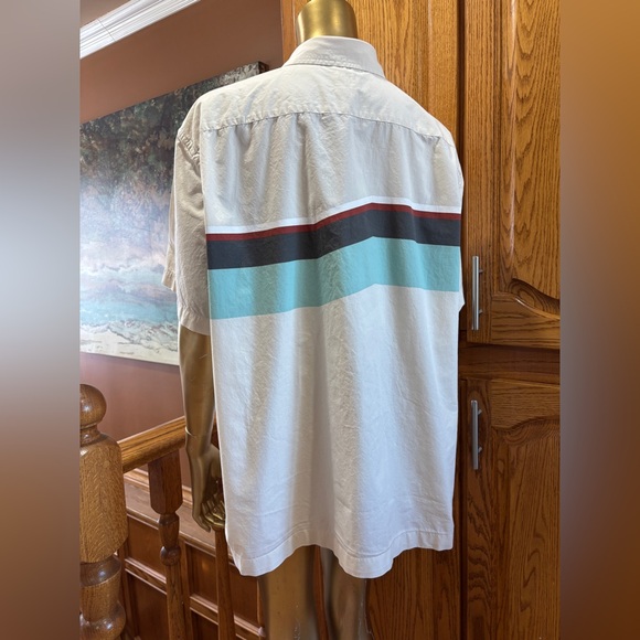 Levi's Men's White Shirt with Multicolor Stripes - Picture 4 of 7